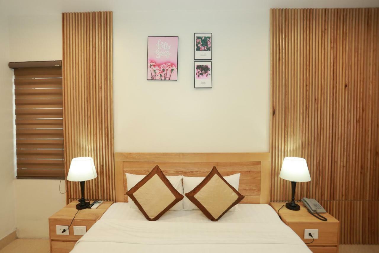Dayth Hotel Ha Long Exteriör bild