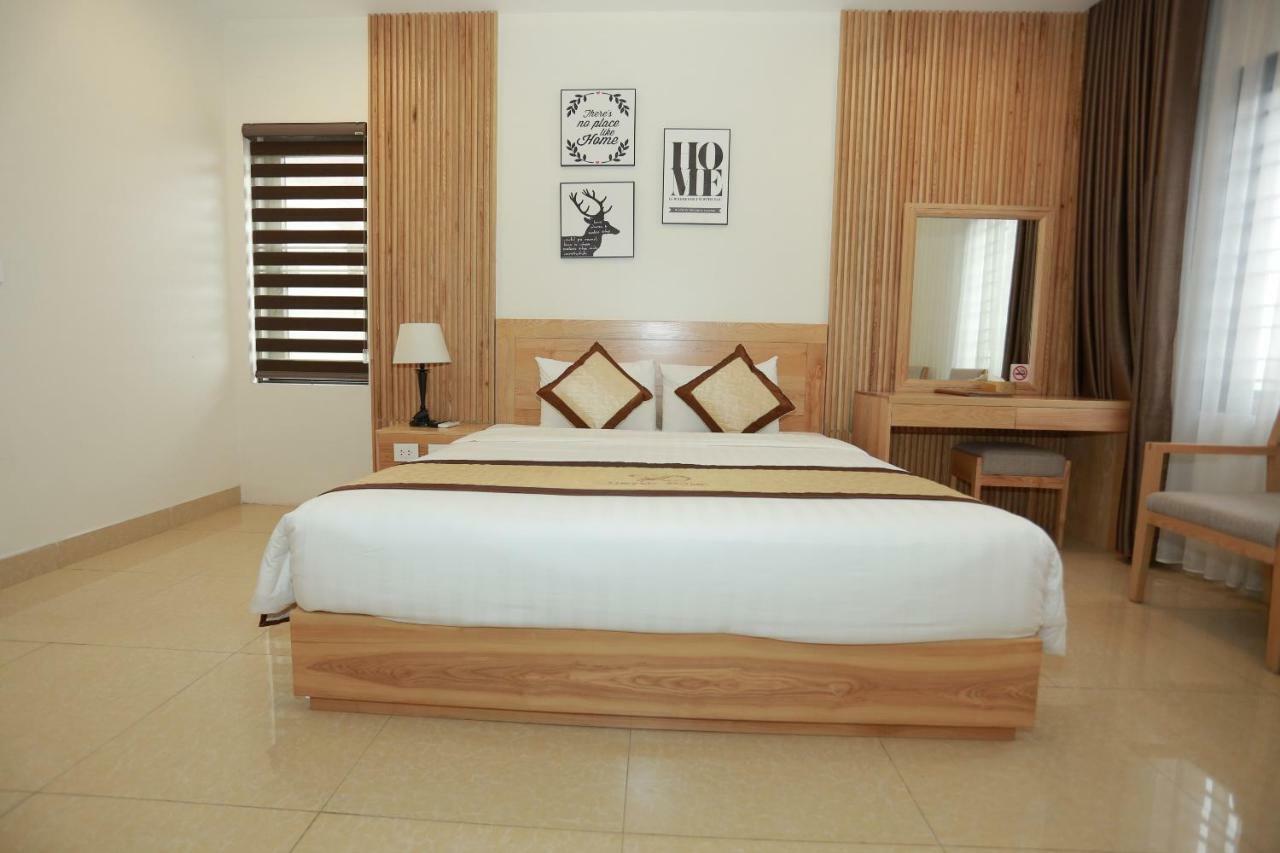 Dayth Hotel Ha Long Exteriör bild