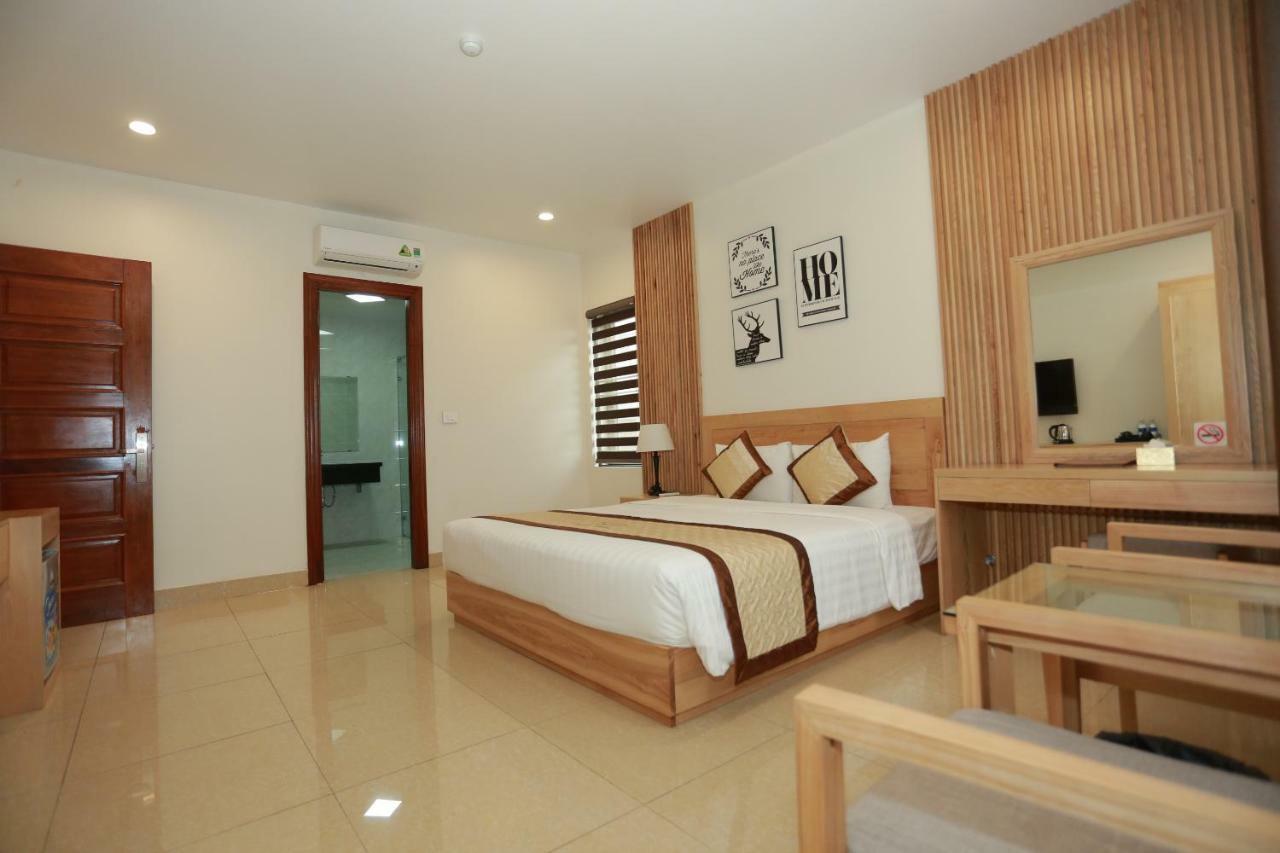 Dayth Hotel Ha Long Exteriör bild