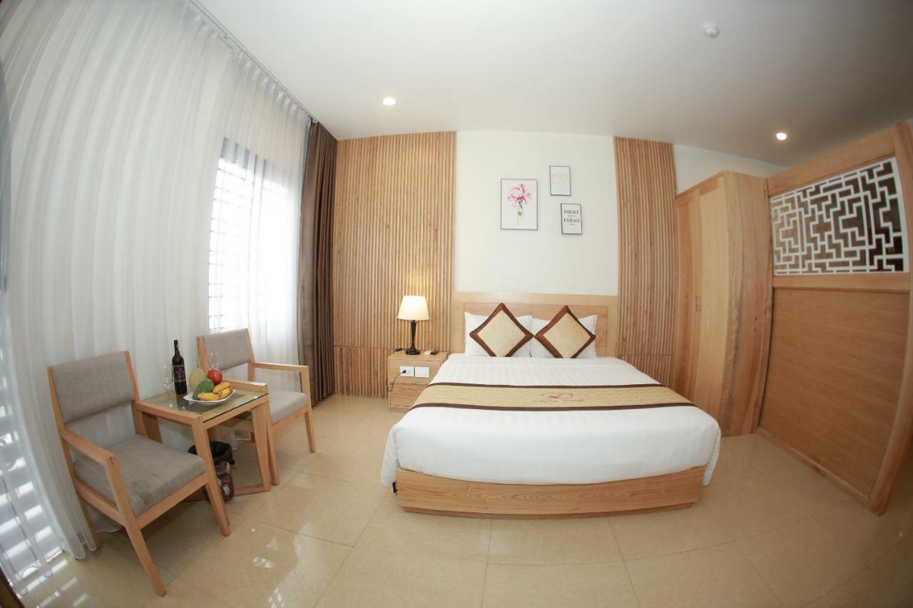 Dayth Hotel Ha Long Exteriör bild