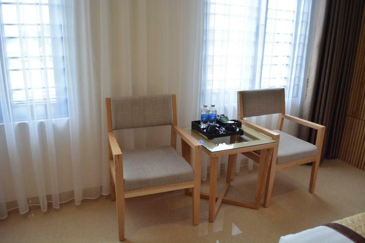 Dayth Hotel Ha Long Exteriör bild