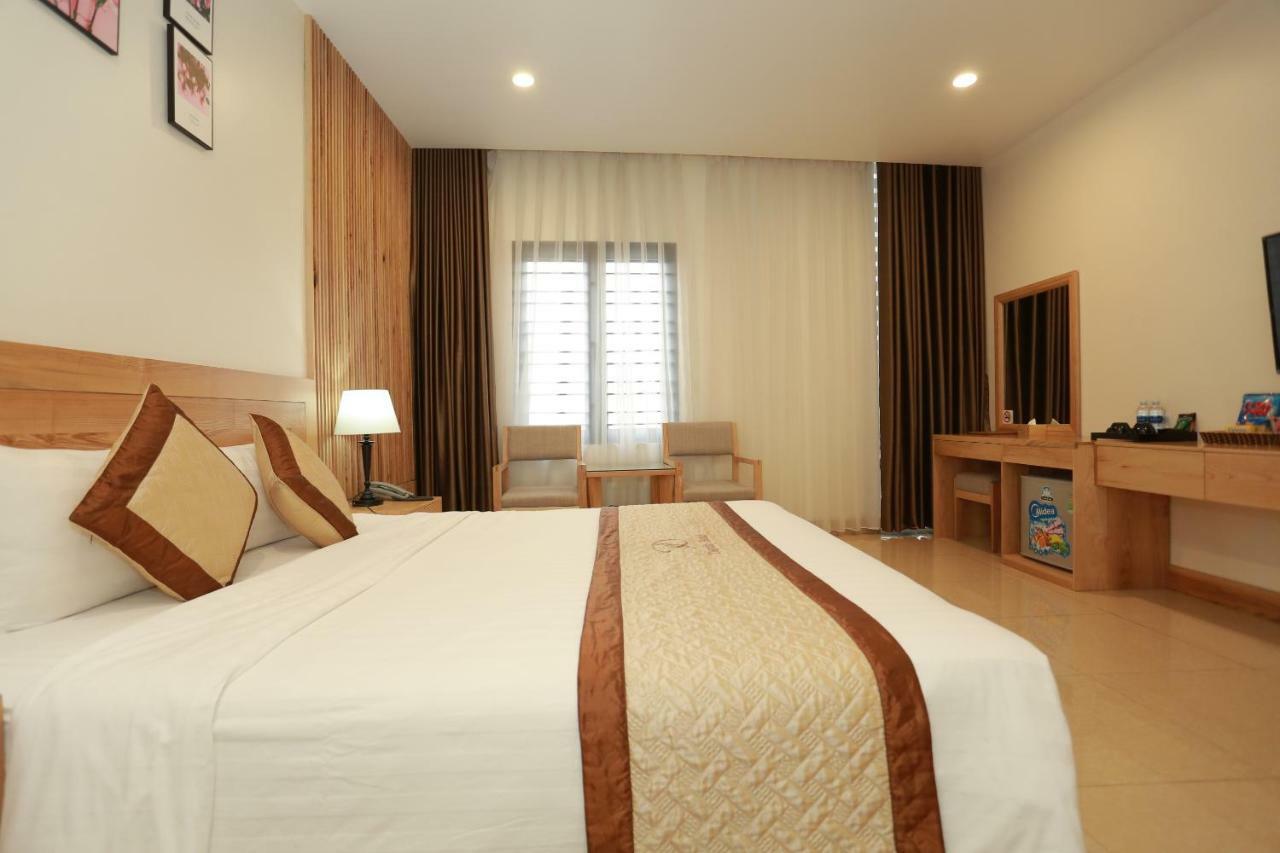 Dayth Hotel Ha Long Exteriör bild