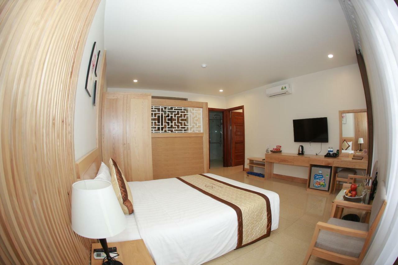 Dayth Hotel Ha Long Exteriör bild