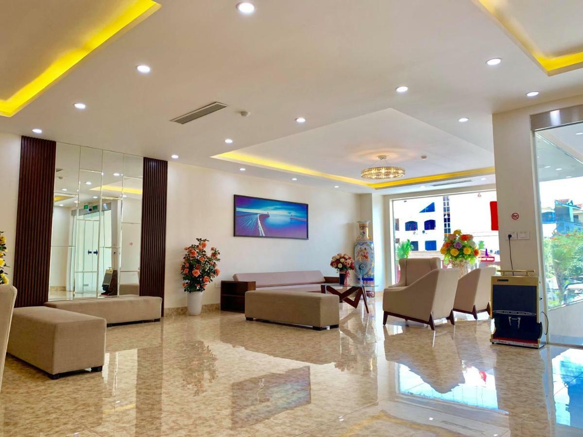 Dayth Hotel Ha Long Exteriör bild