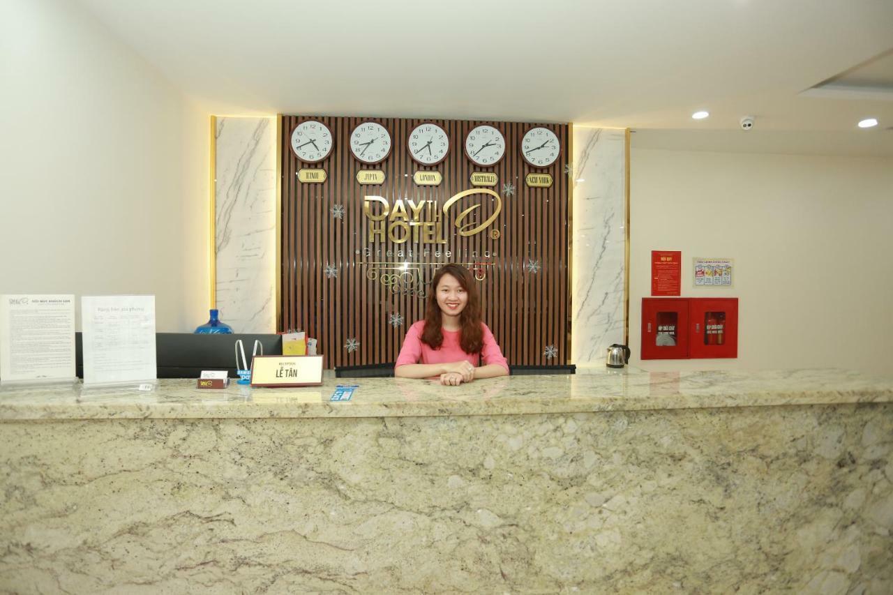 Dayth Hotel Ha Long Exteriör bild