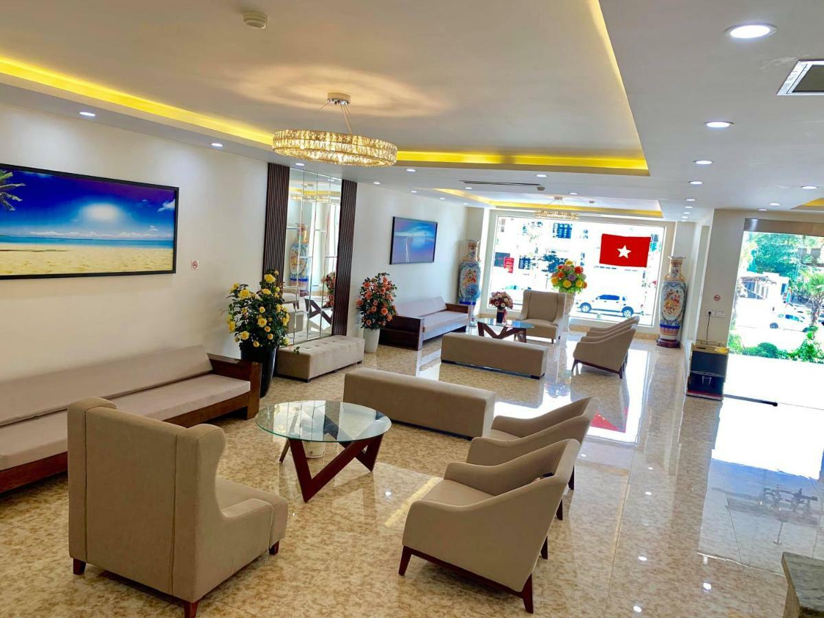 Dayth Hotel Ha Long Exteriör bild